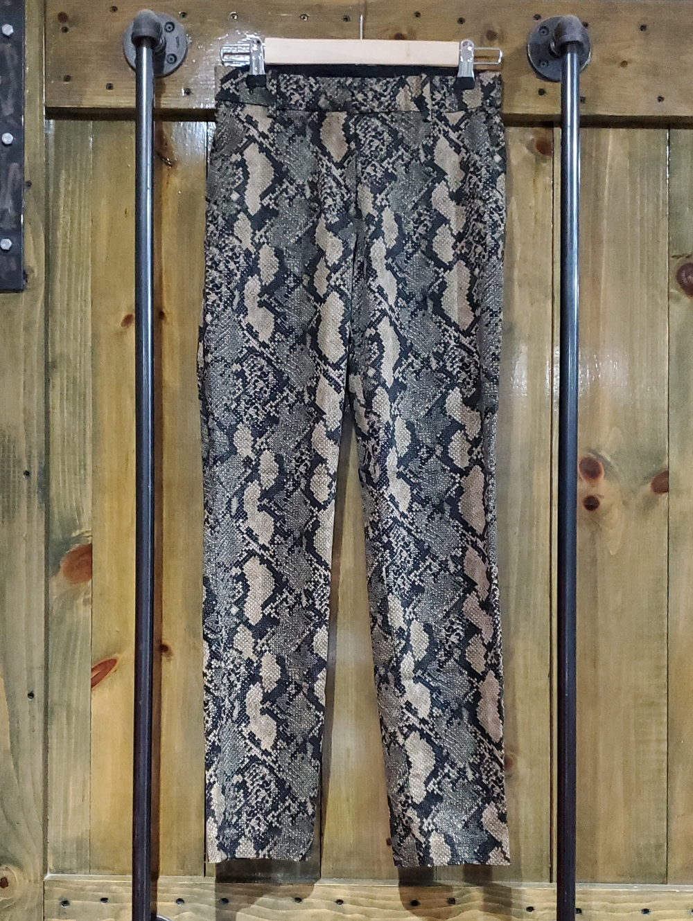 H&M Snake Print Cropped Pants in Black & Tan Animal Stretch Club Rock Reptile